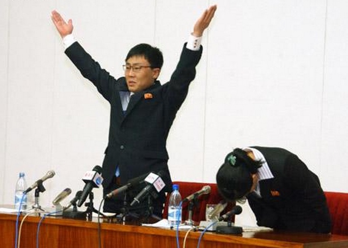 Re-defectors to the DPRK Kim Kwang-hyeok and Ko Jeong-nam at a Pyongyang Press Conference, Nov. 8, 2012. Image via NKNews.org