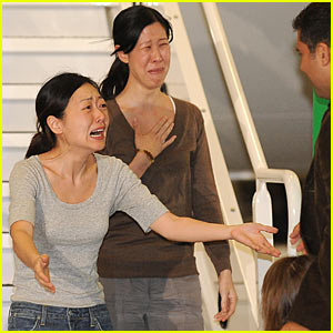 They're Home! Laura Ling & Euna Lee Are Back in the U.S.
